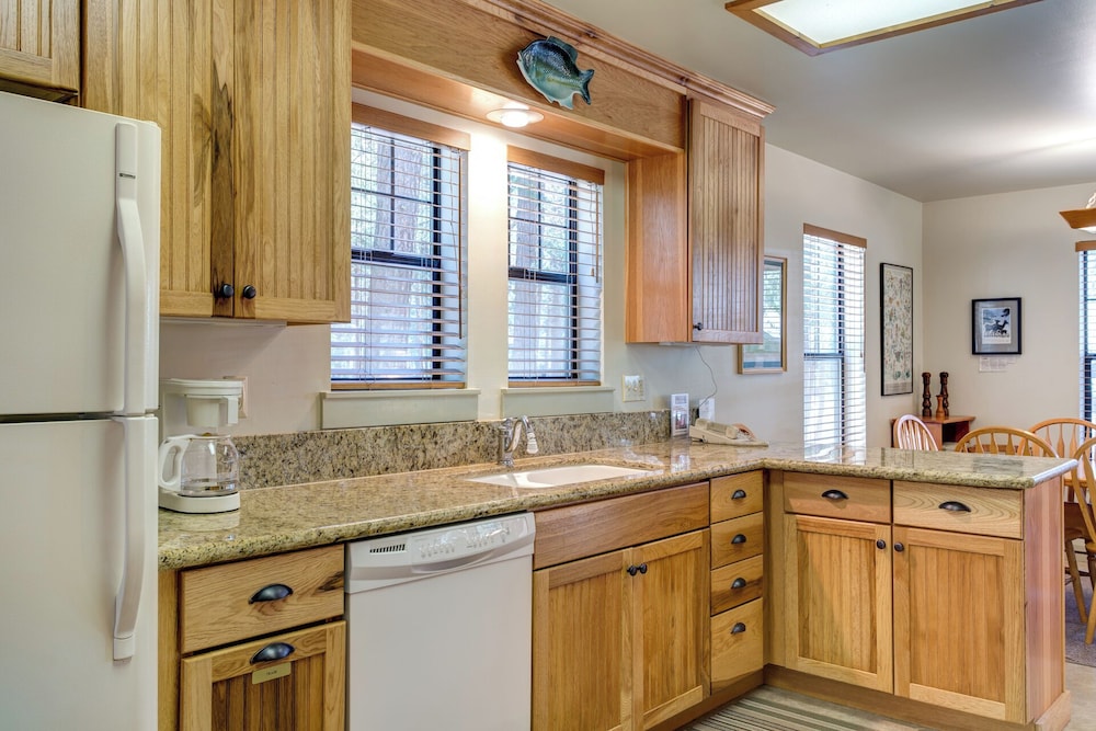 Wawona Retreat