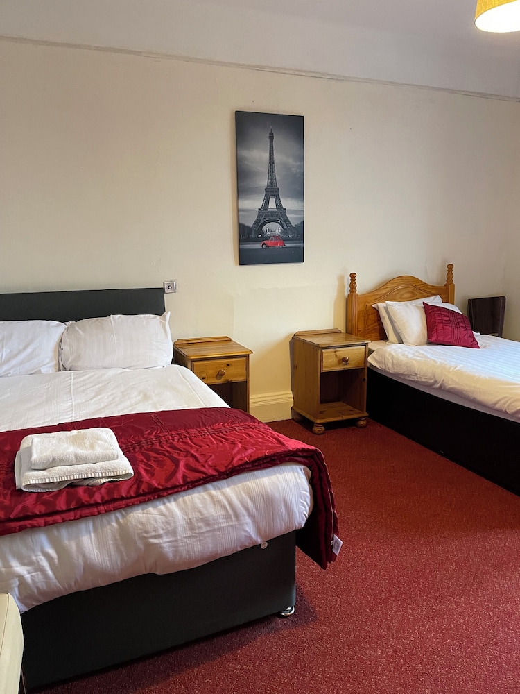 Hotel Cairnbhan - Image 1