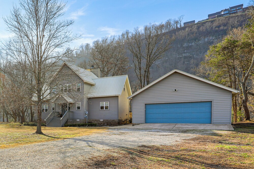 Steps to White River: Mountain View Home w/ Deck!