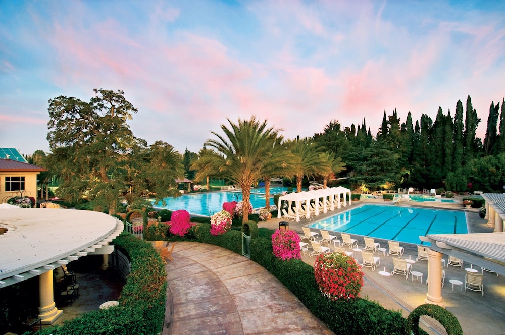Villa Arden Hills