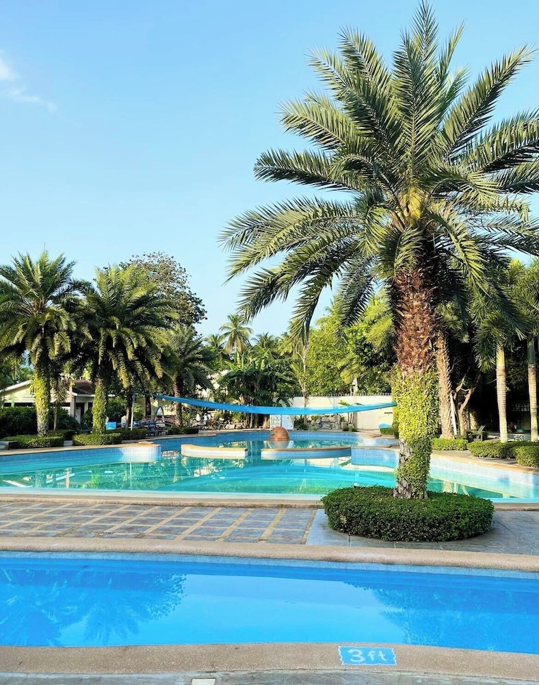 Green Nature Resort and Leisure Park