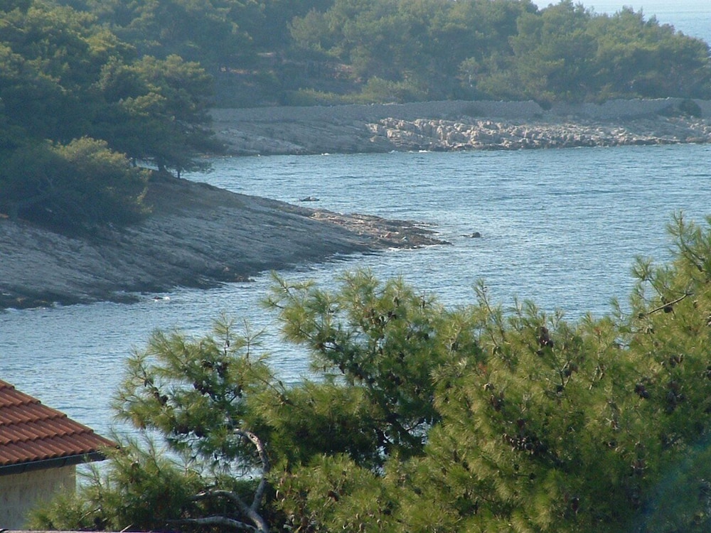 Mer - 50m From Beach - A1 Meri 1 view 4