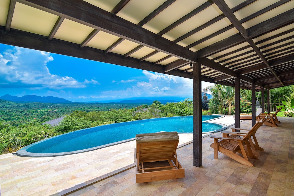 Sumberkima Hill Private Villa Retreat