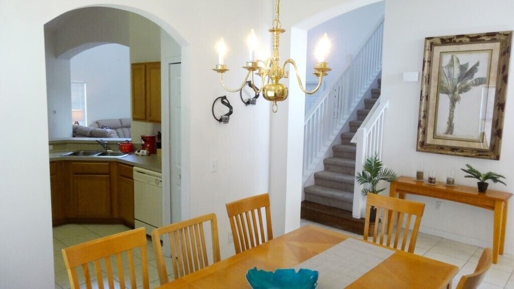 5 Beds With Private Pool Near Disney Parks 4703 5 Bedroom Home by RedAwning - Image 2