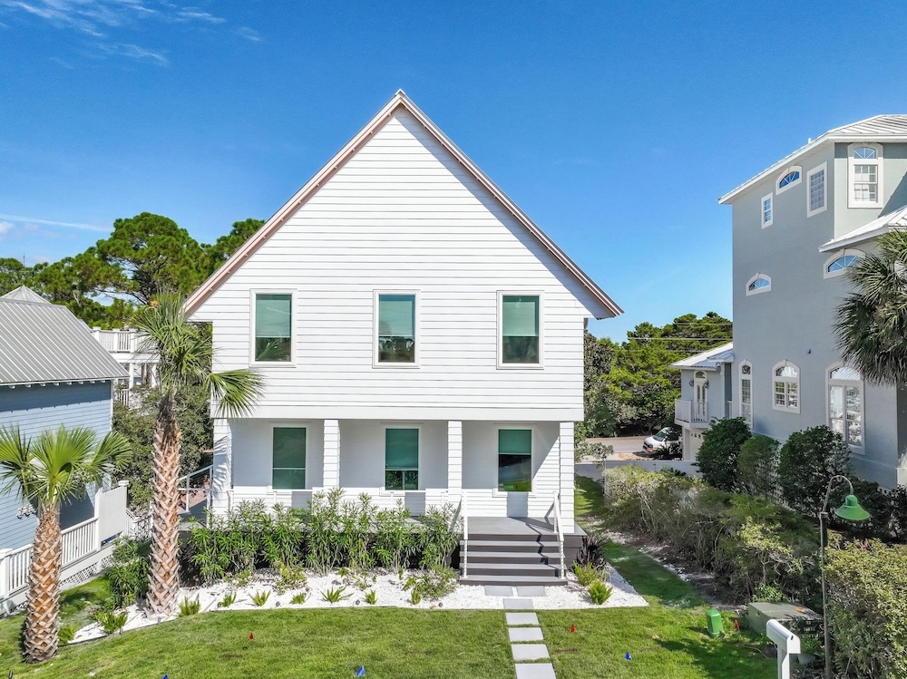 Walk to Gulf: Charming Santa Rosa Beach Duplex!