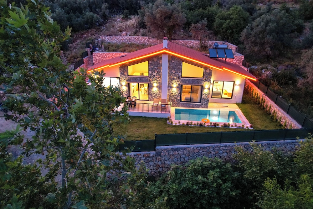 Yaka Esinti Villa