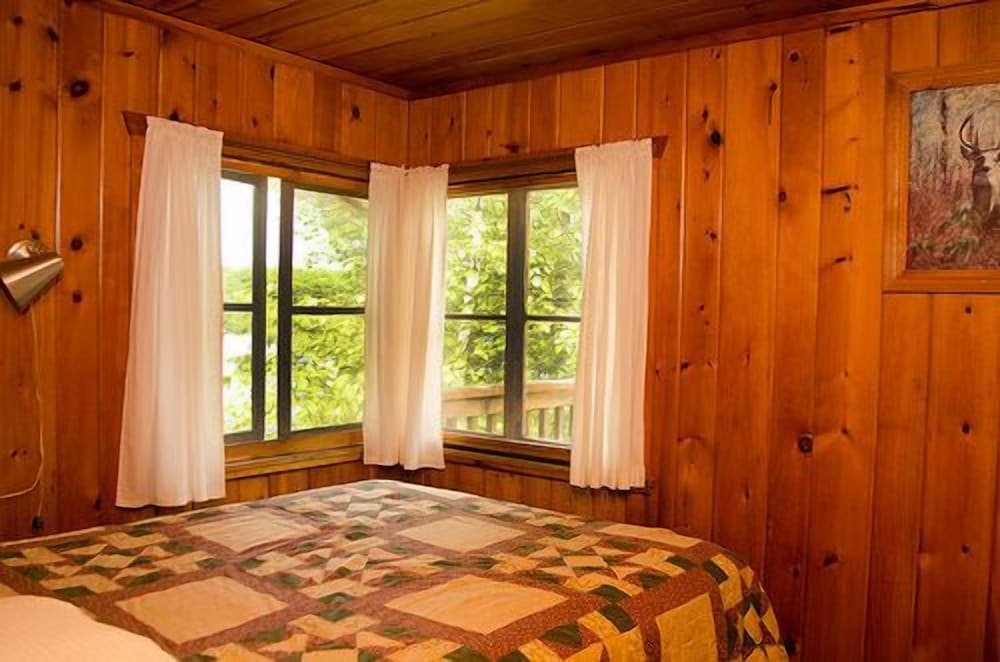 Woodland Beach Resort