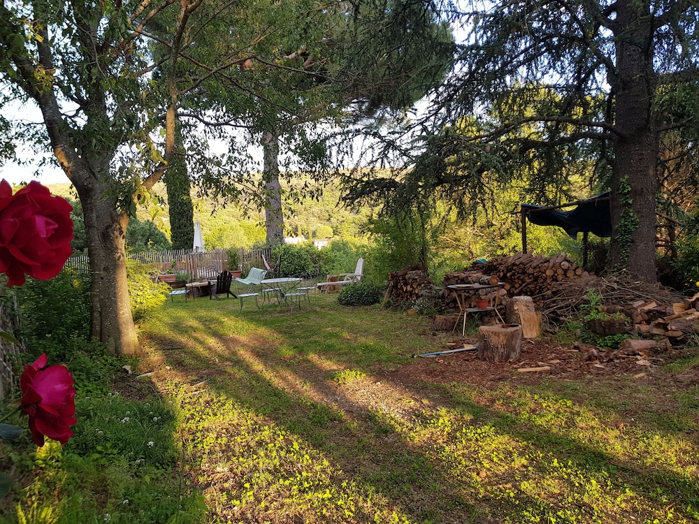 Photo 28