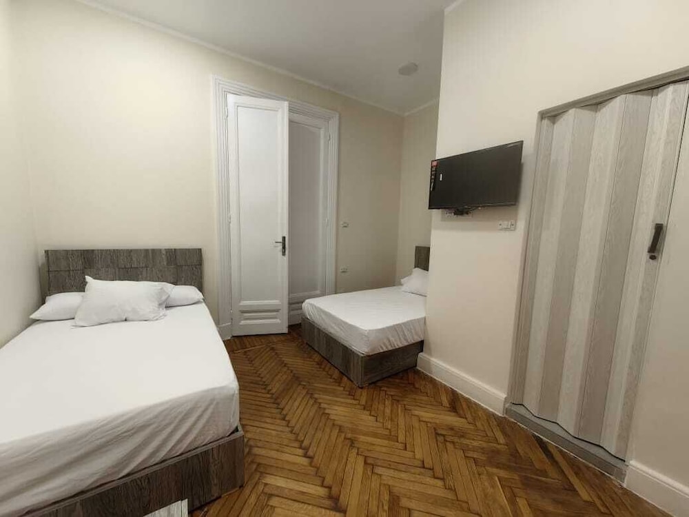 Cairo Crown Hotel