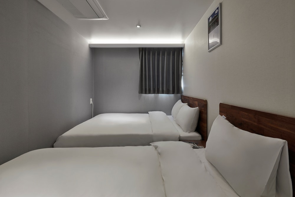 Eight Rest Hostel Jong-no