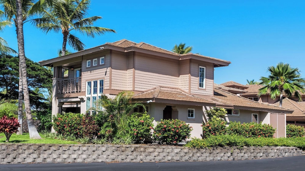 Luxury - Gated Community - Experience Paradise! - Vrkcv
