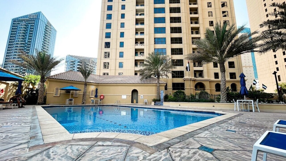 HiGuests - Amwaj 4