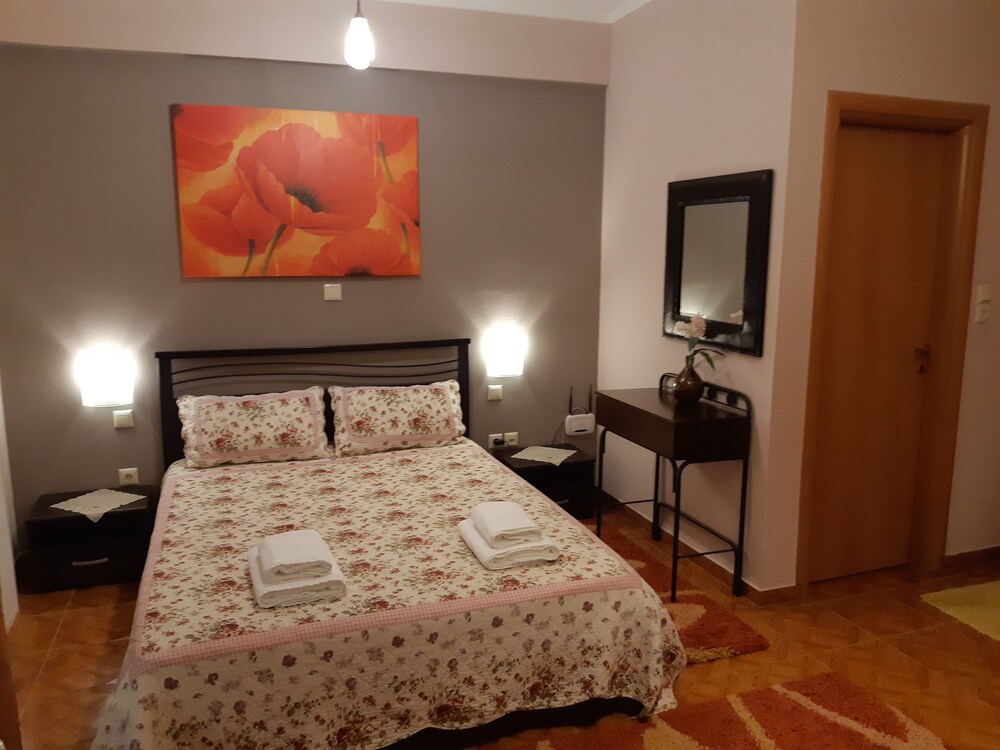 Villa Ariadni view 3