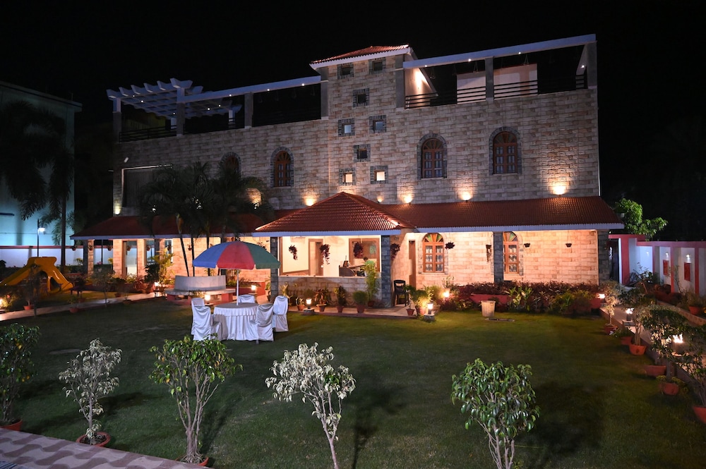 SANTINIKETAN RESIDENCY