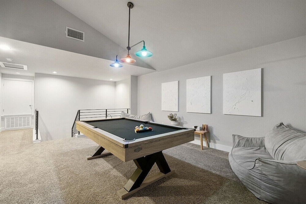 Spacious Cozy 4B Home in Frisco