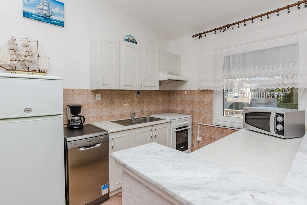 Apartment Vinceljak view 4