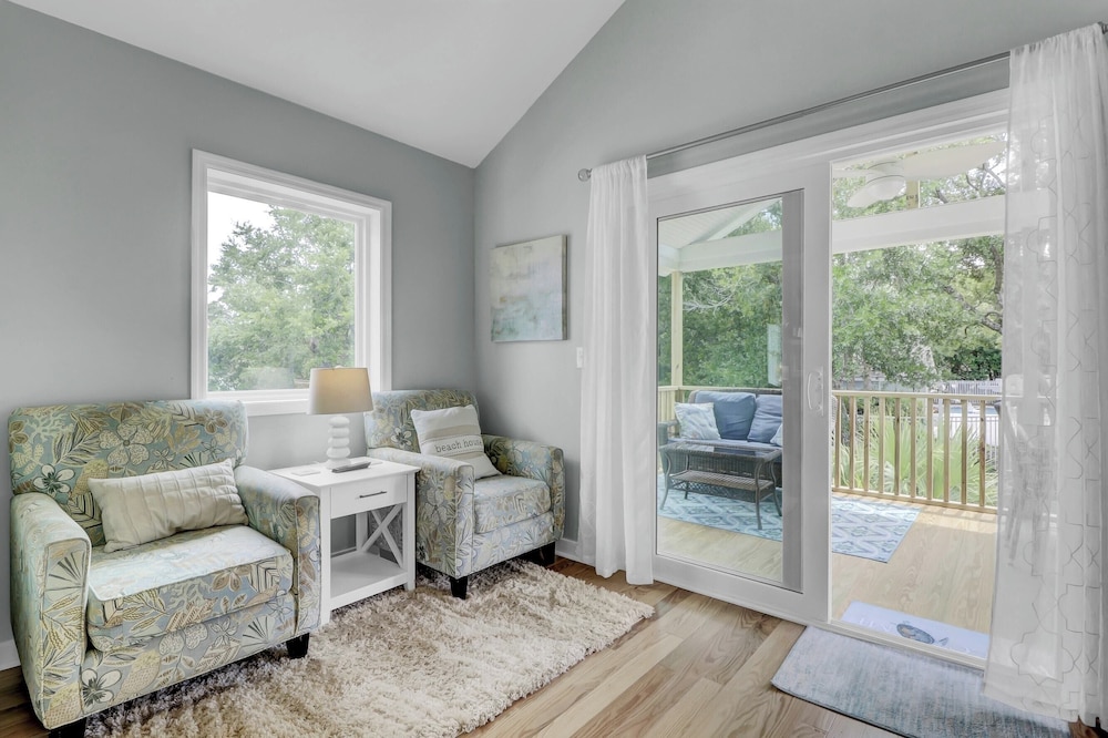 55 Pelican Bay by Avantstay Easy Beach Access, Shared Pool, Lagoon Fishing view 4