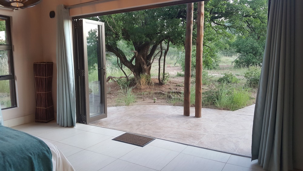 Morokolo Safari Lodge