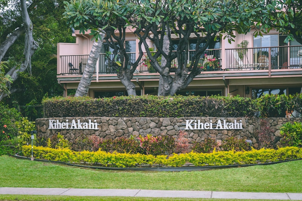 Hotel Kihei Akahi - Image 1