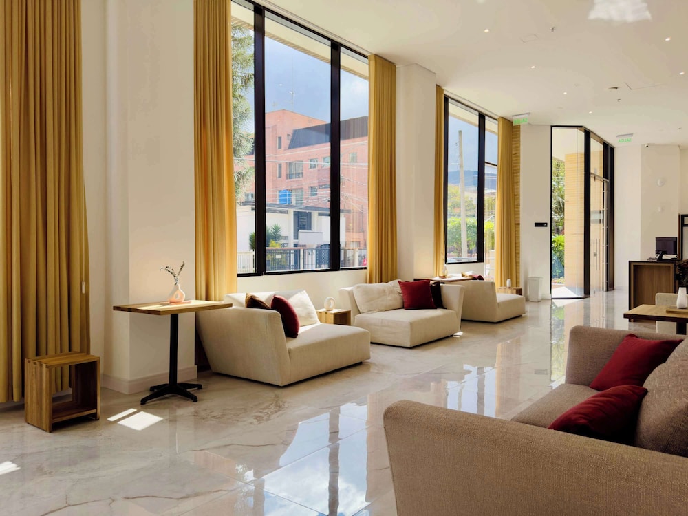 w Polished Loft w Balcony in Santa B Rbara