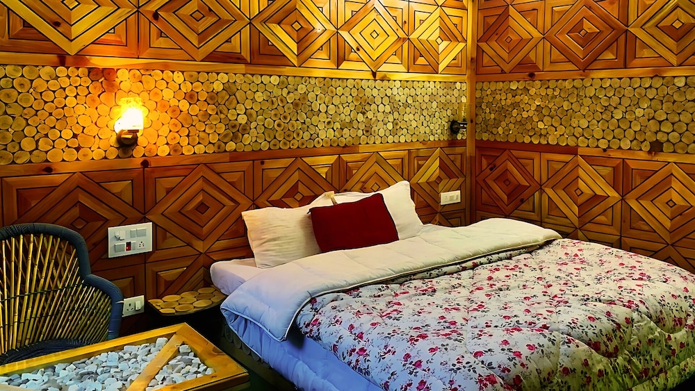 Undiscovered Mountains Hotel