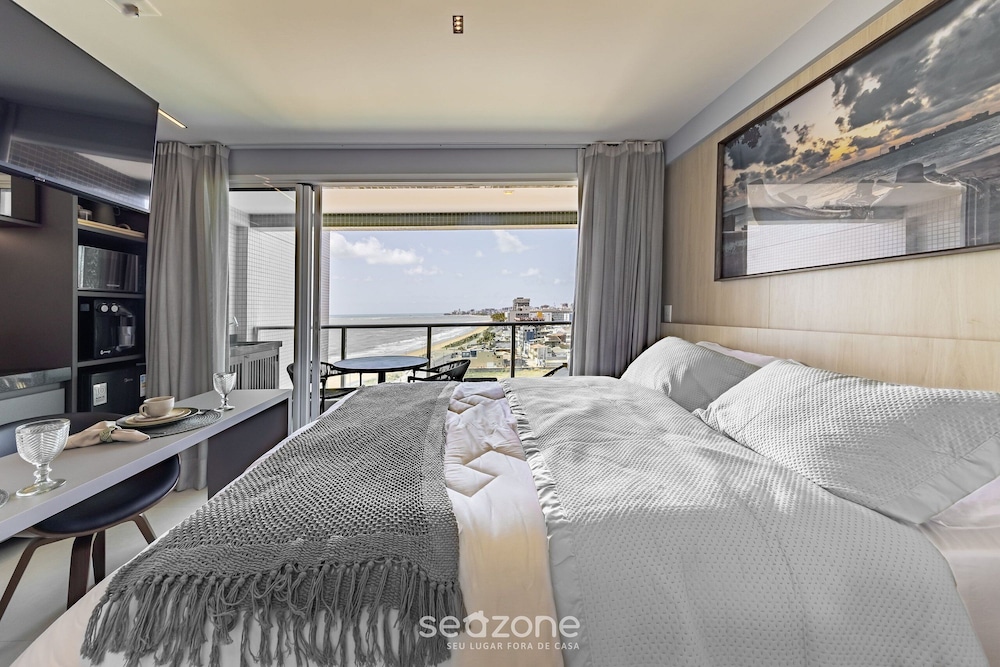 RSR - Modern Studios on the Edge of Maceio