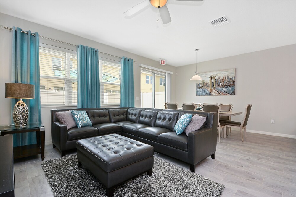 Family Friendly 4 Bedroom close to Disney in Compass Bay Resort 5108