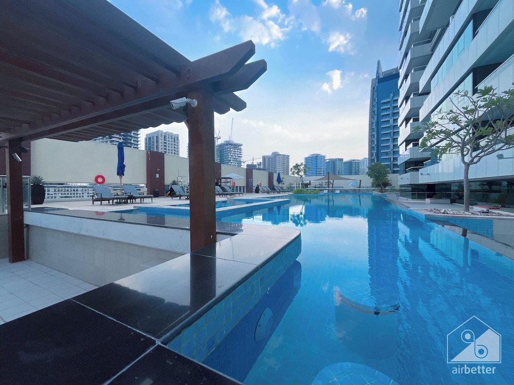 Damac Maison Luxury Apt Canal View Business Bay