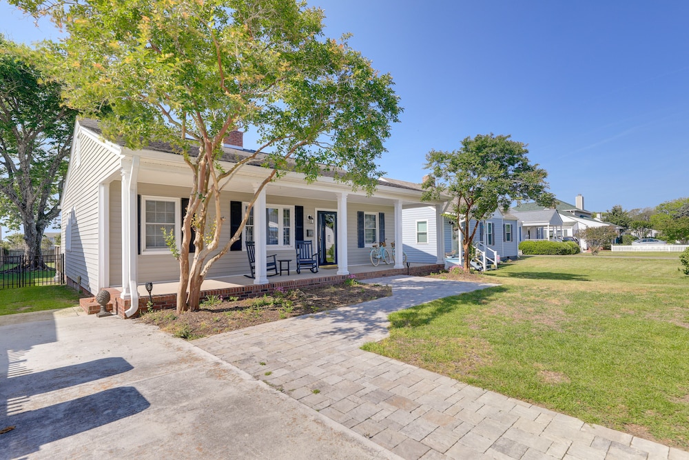 North Carolina Retreat - Deck, Grill & Creek Views view 2