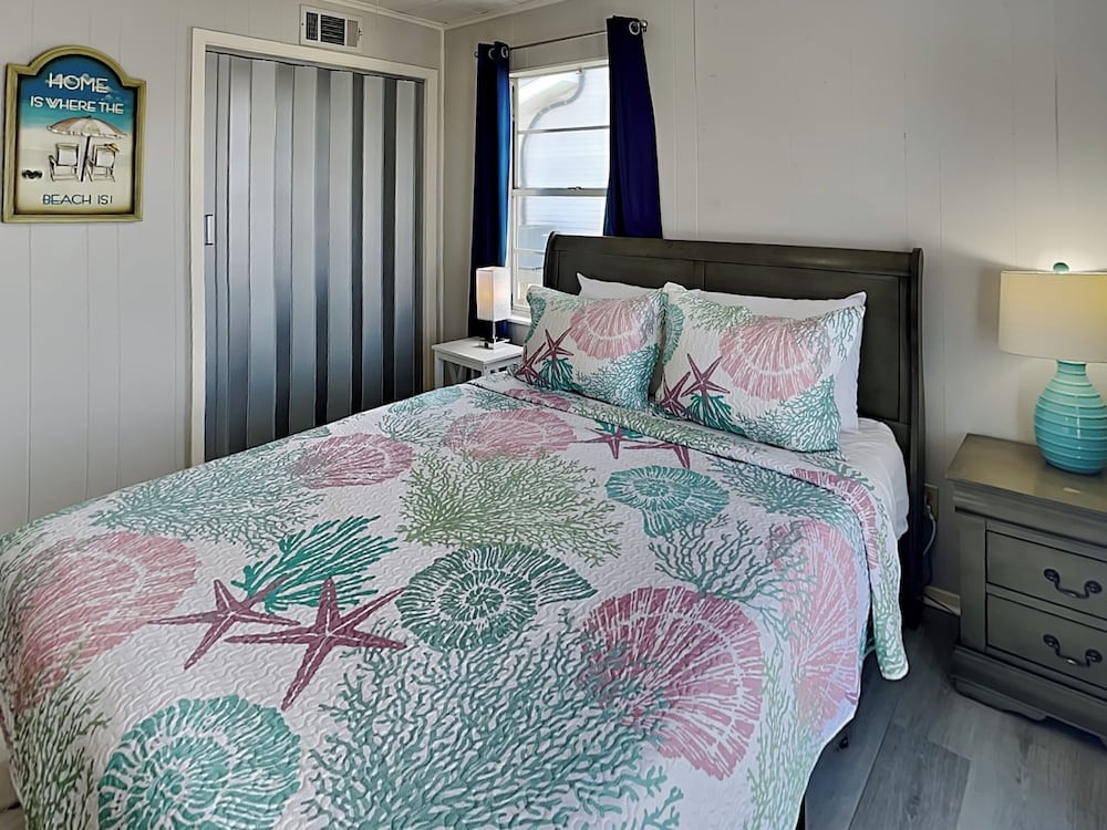 Bayview Cottage by Ryson Vacation Rentals