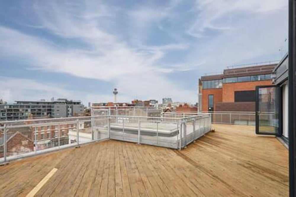 Host Stay The Knight Street Penthouse I