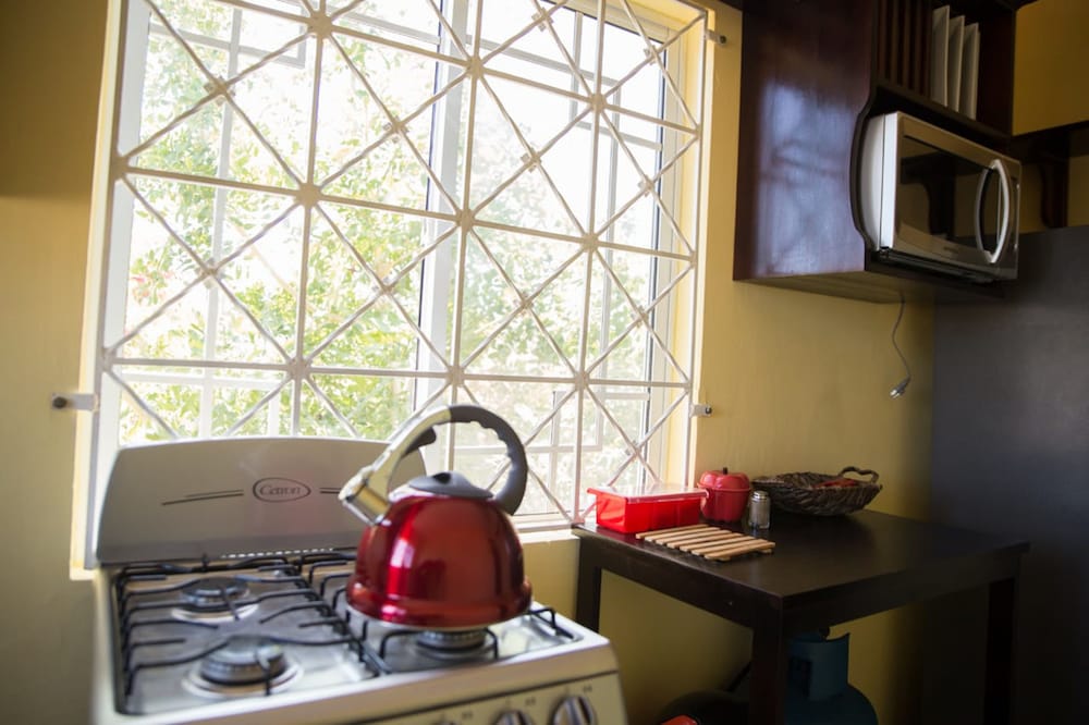 Apartment in Hellshire near Beach