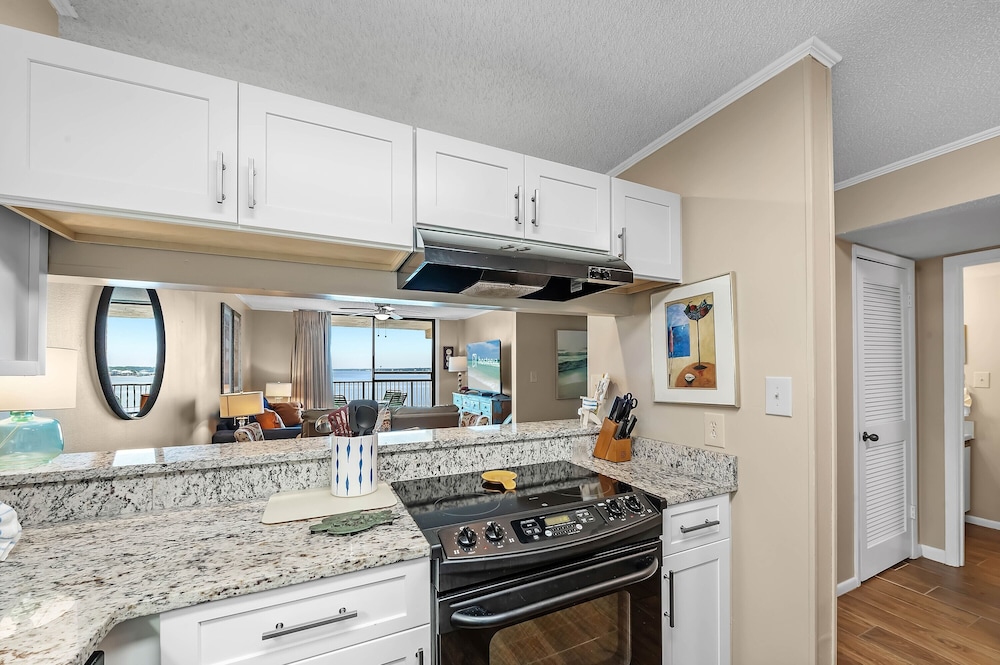 Compass Point 503