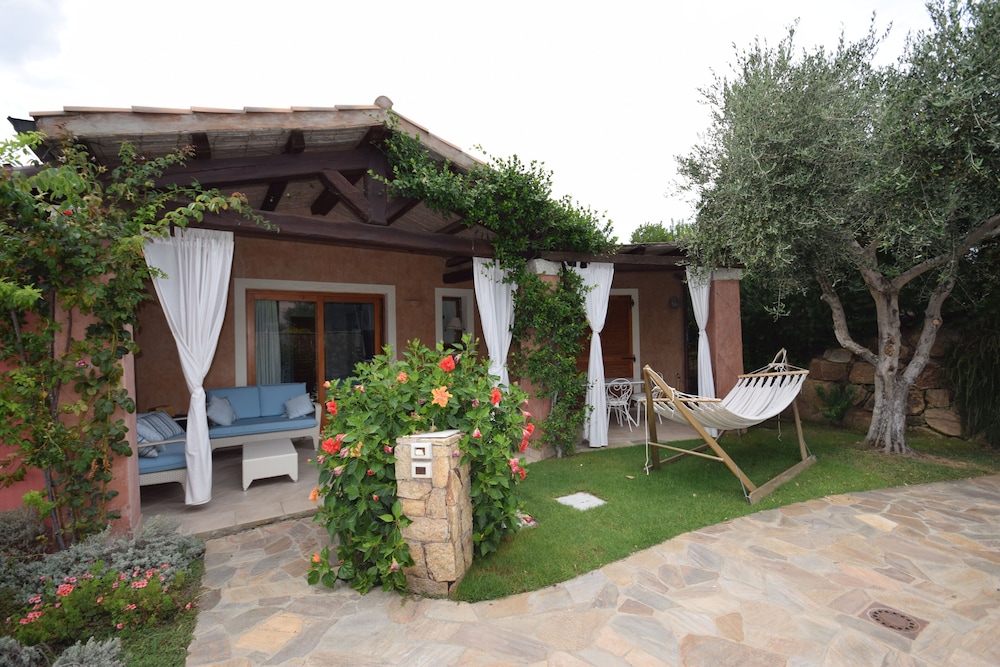 Villa Borgo Baires view 2