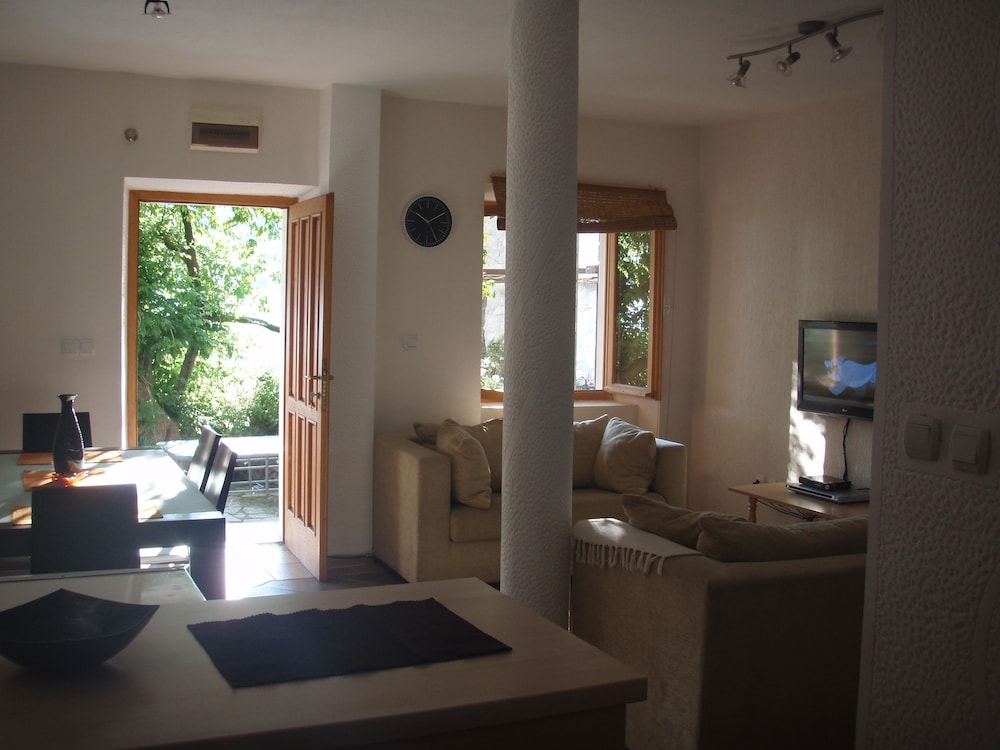 Apartments Villa Serventi