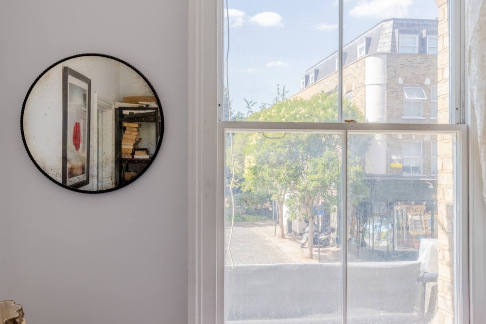 Cheerful 1 Bedroom Flat in the Heart of North London