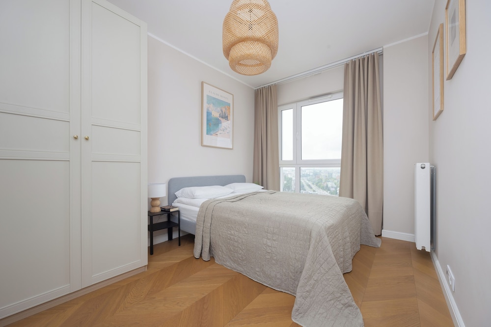 Bright Apartment for 3 People by Renters view 2
