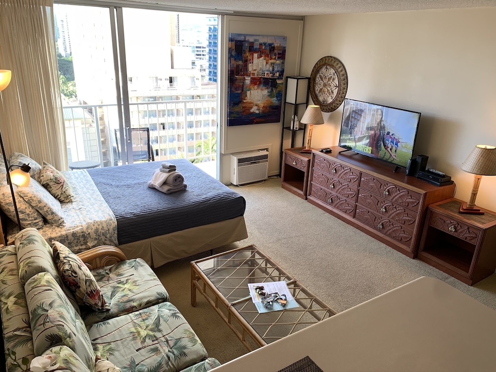 Tropical Studios at Marine Surf Waikiki