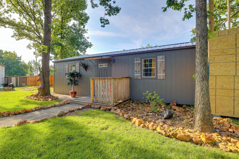 Pet-friendly Grand Lake Studio w/ Outdoor Space