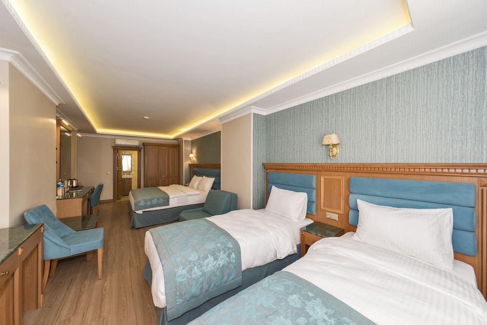 Magnaura House Otel - Image 13