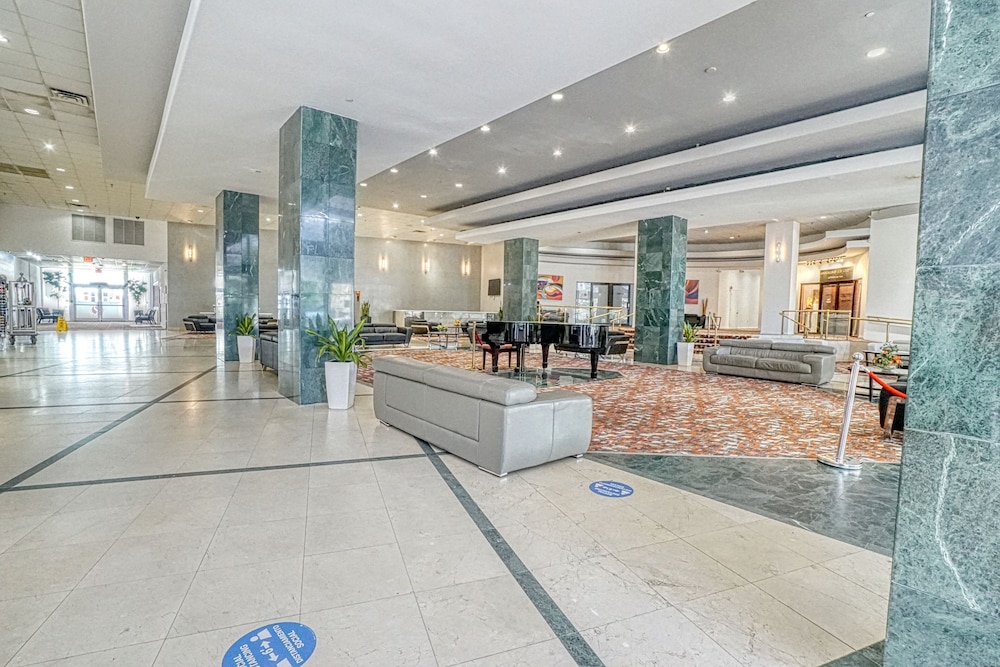 Private Apartments at the Casablanca