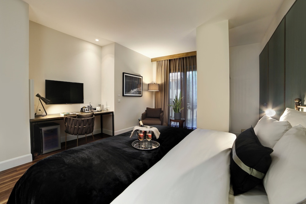 39 Kalamış Marina Oteli - Image 37