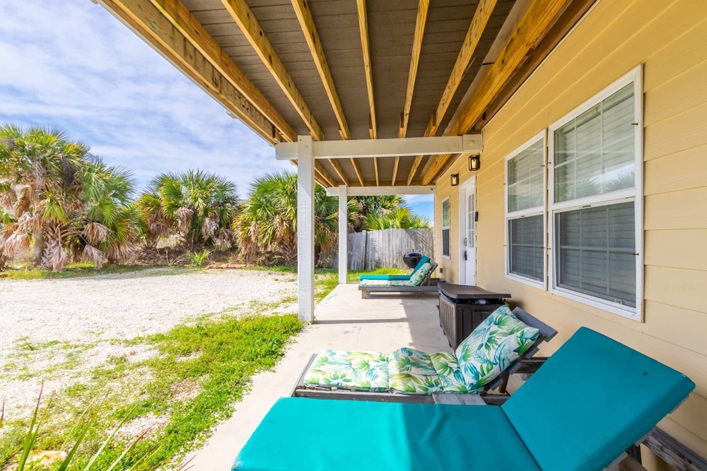 Sel De Vie 6 BR Sleeps 18 dog Friendly