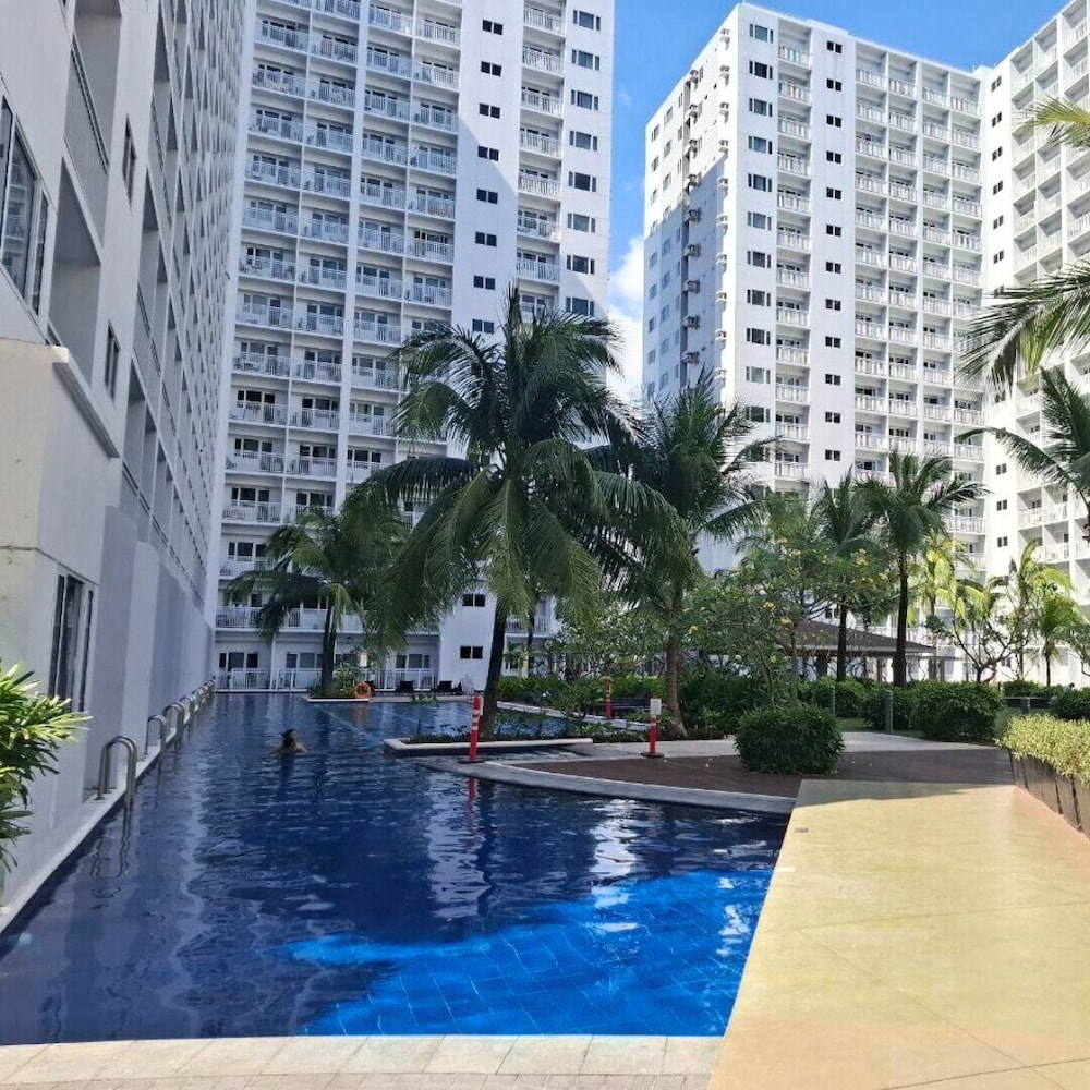 Shore Residences