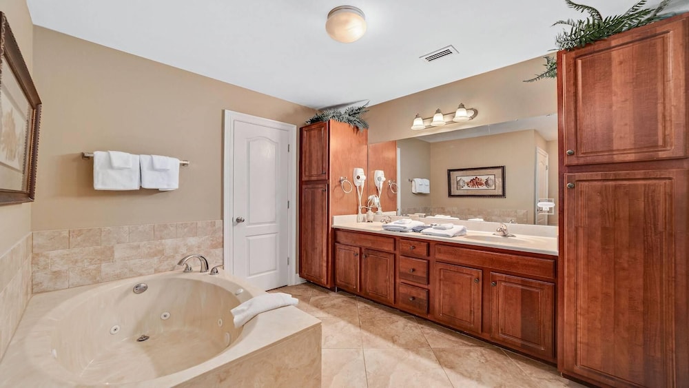 The Oasis at Orange Beach 1002