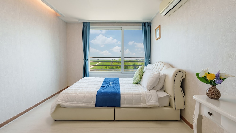Suncheon The Sky Pool Villa