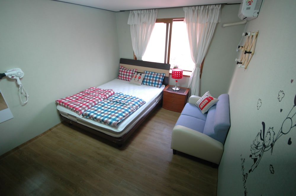 Apple Tree Guest house