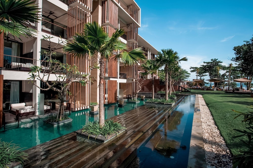 Grand Seminyak Lifestyle Boutique Bali Resort 13