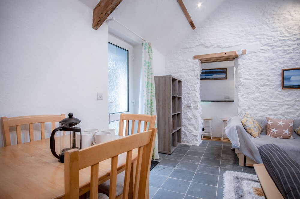 Pembroke Vacations - The Anchor Light - 1 Bed - Freshwest Beach Retreat - Property Image 16