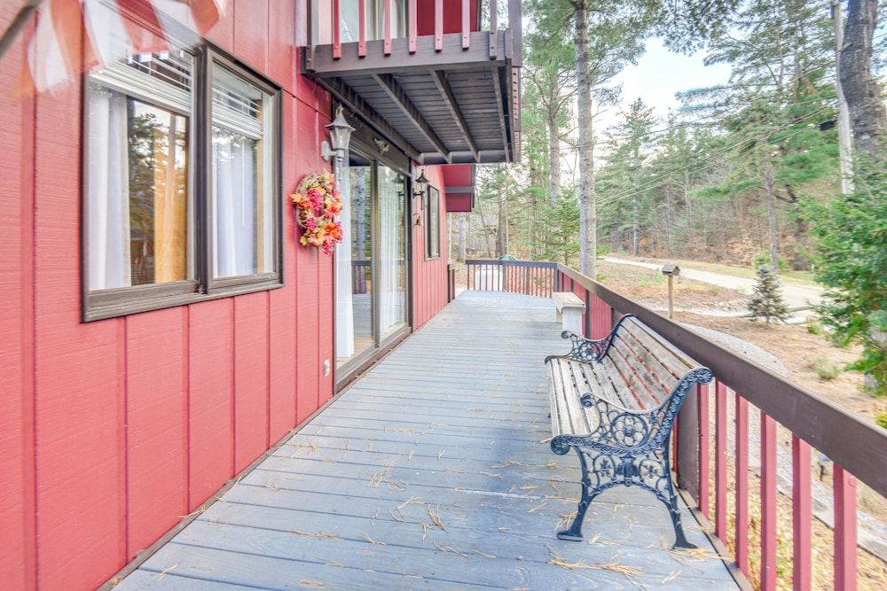 Charming Tamworth Cabin w/ Grill & Fireplace view 4